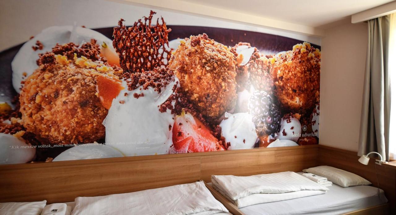 Imola Udvarhaz Dessert Hotel Έγκερ Εξωτερικό φωτογραφία