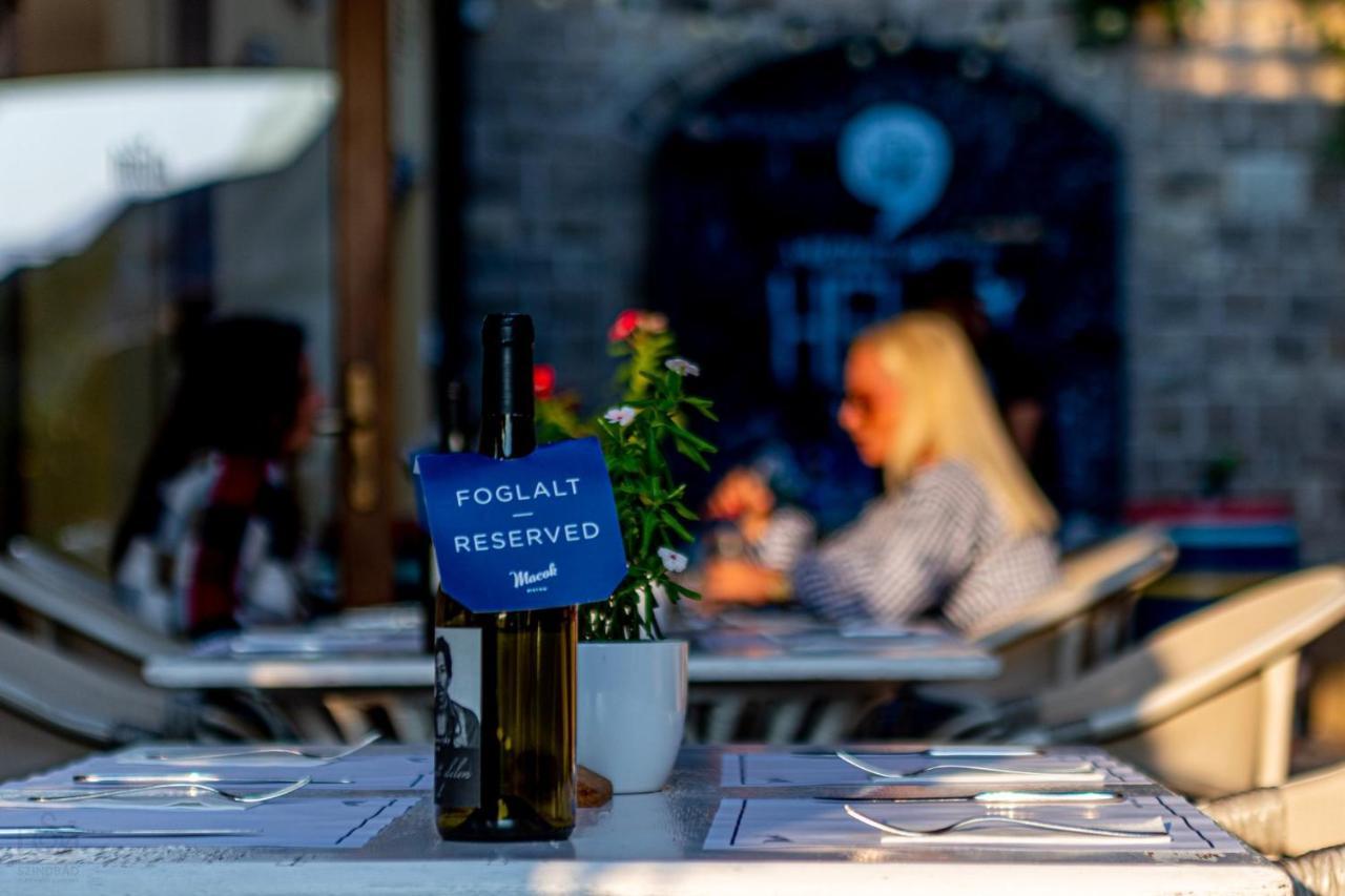 Imola Udvarhaz Dessert Hotel Έγκερ Εξωτερικό φωτογραφία
